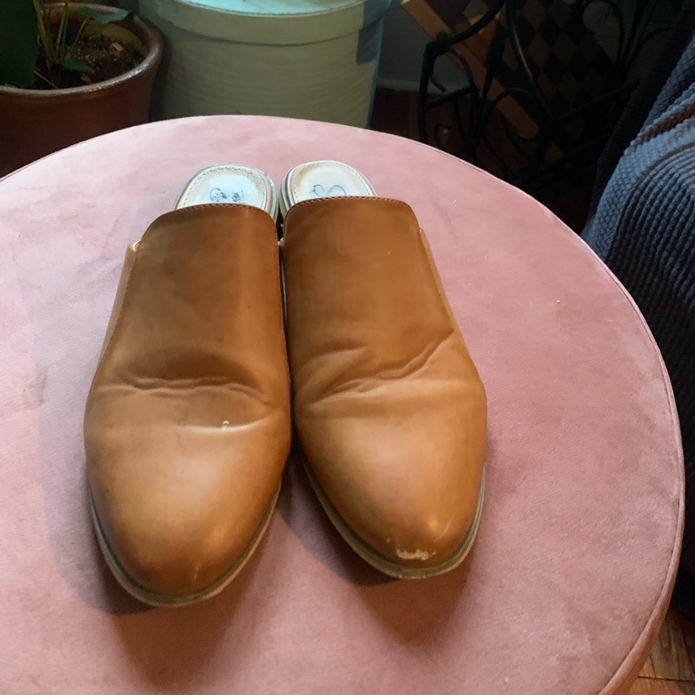 So Me Slide On Shoes (Forever 21, size 8)